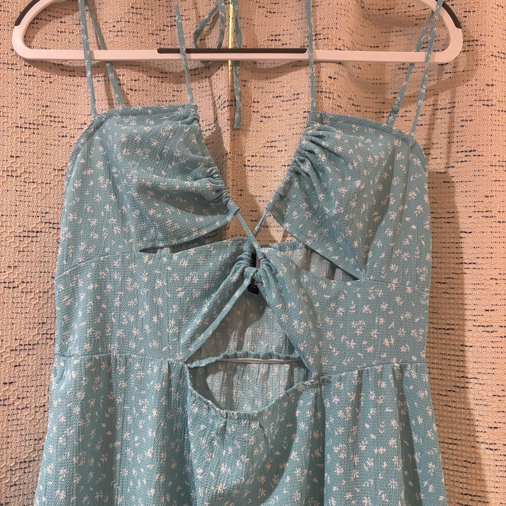 H&M Turquoise Floral Sleeveless Cutout Maxi Dress - Picture 5 of 8